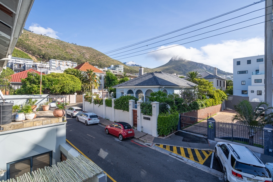 3 Bedroom Property for Sale in Sea Point Western Cape